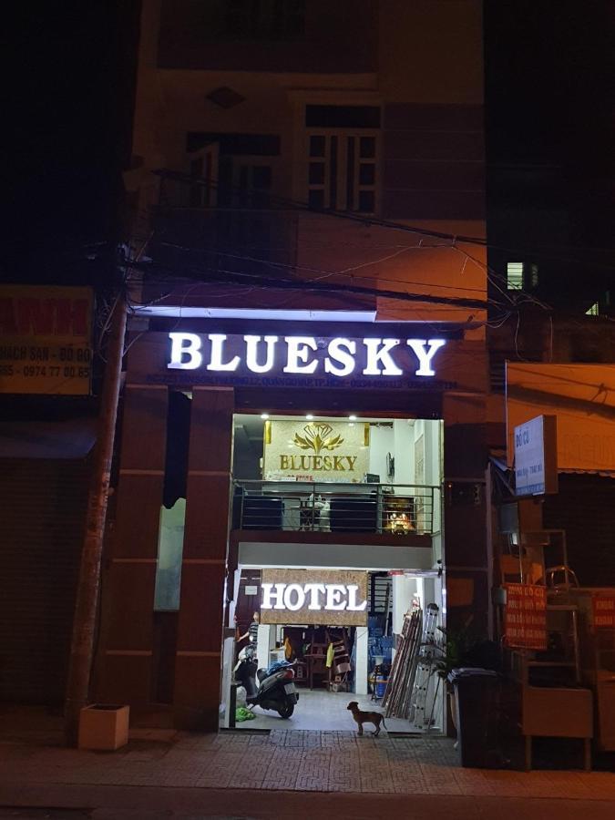 Bluesky Tan Son Nhat Golf Center Khách sạn *